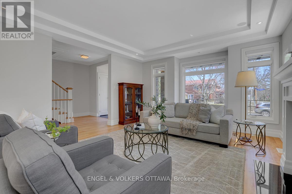 592 BRIERWOOD AVENUE - 10