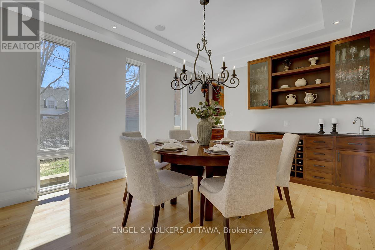 592 BRIERWOOD AVENUE - 11