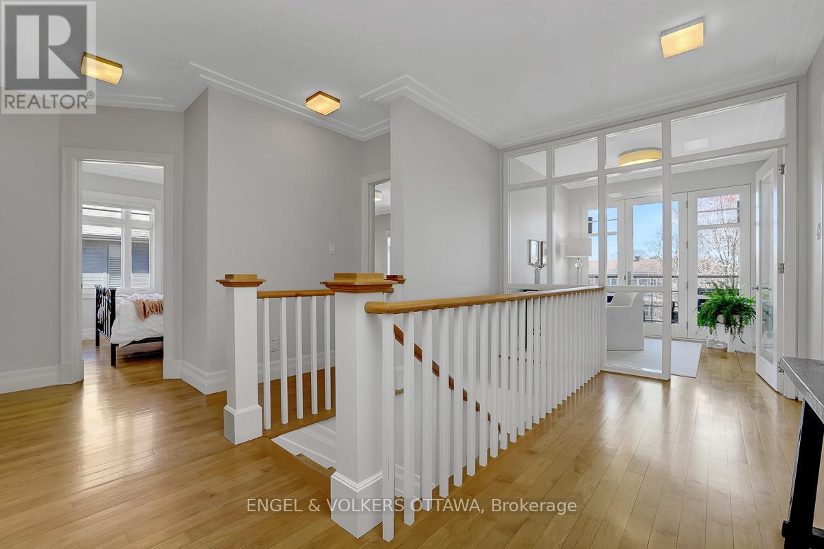 592 BRIERWOOD AVENUE - 26