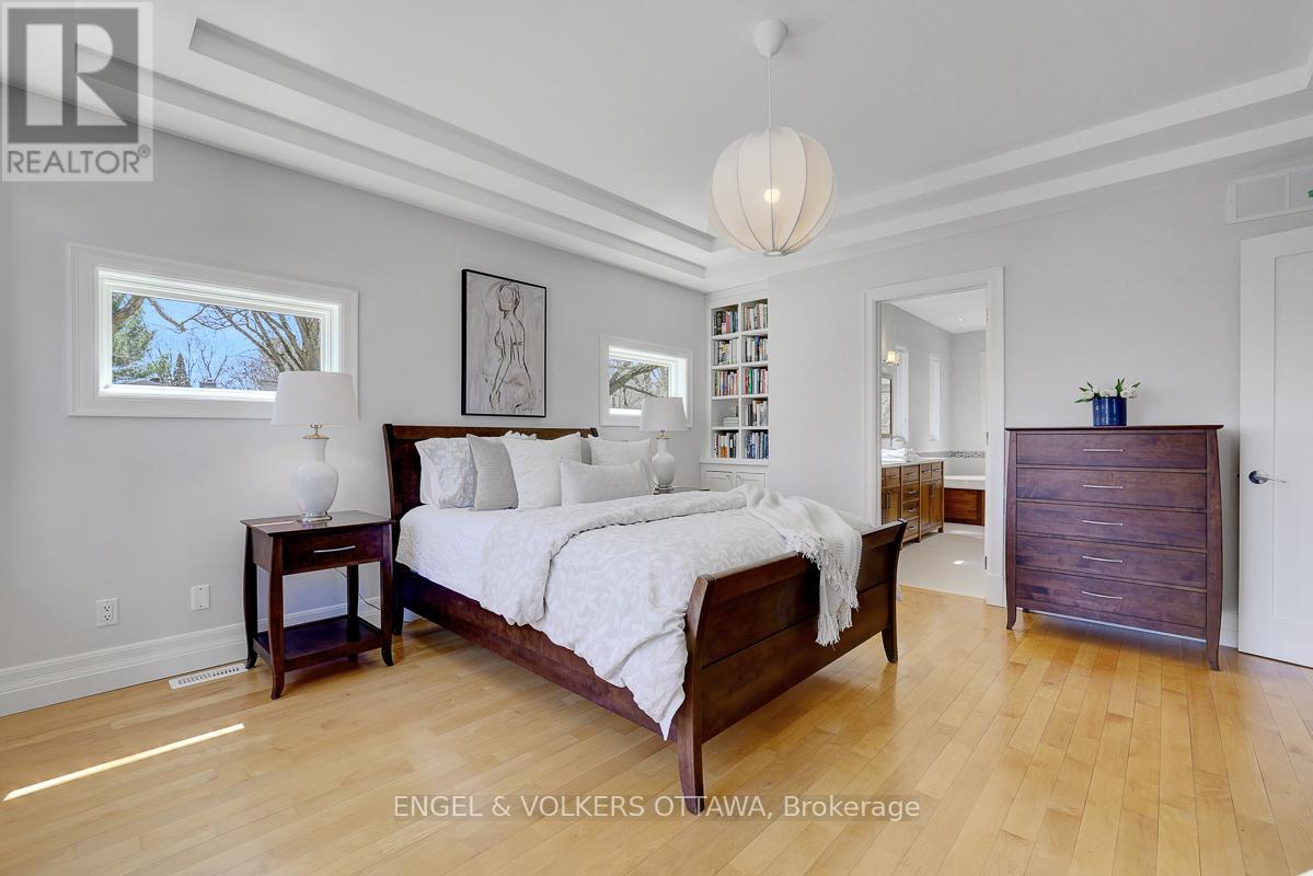 592 BRIERWOOD AVENUE - 29