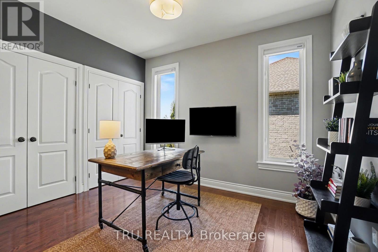 6796 SUNCREST DRIVE - 21