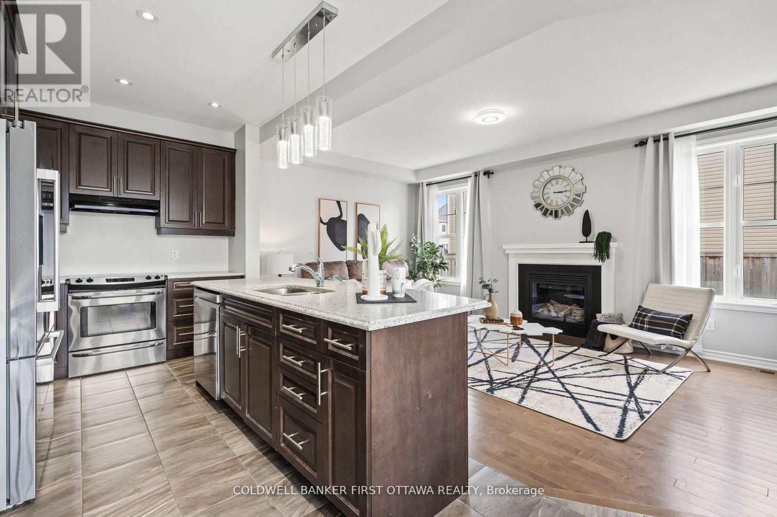 619 DUNDONALD DRIVE - 12