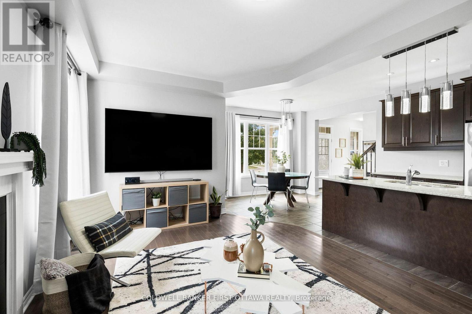 619 DUNDONALD DRIVE - 16