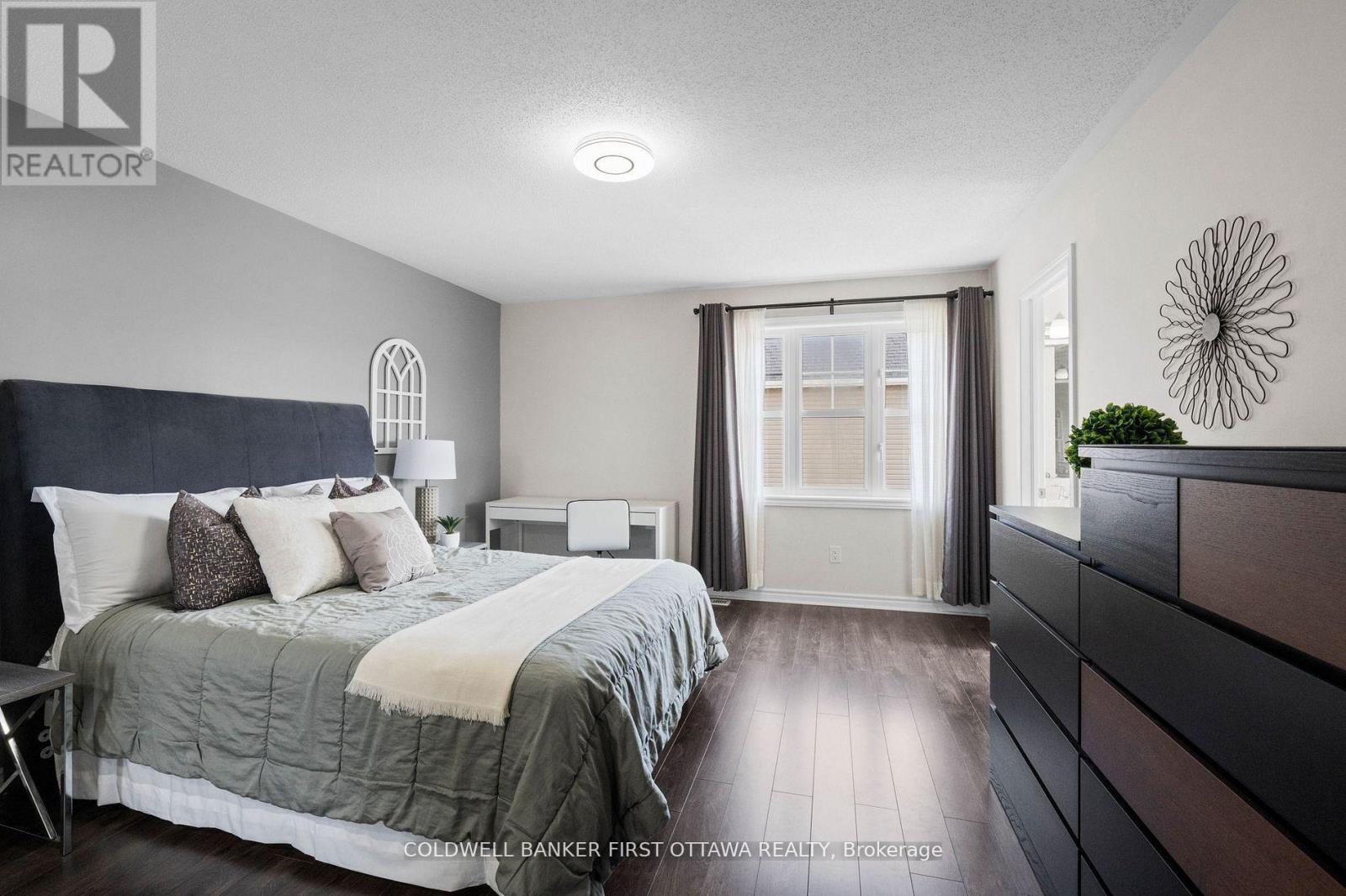 619 DUNDONALD DRIVE - 22