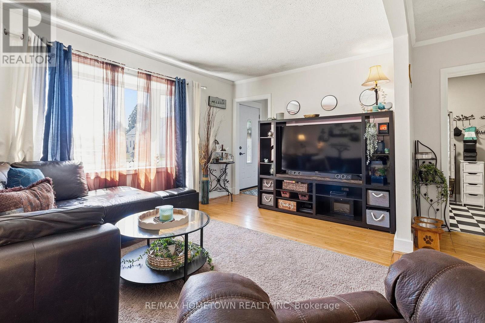 80 CHAFFEY STREET - 7