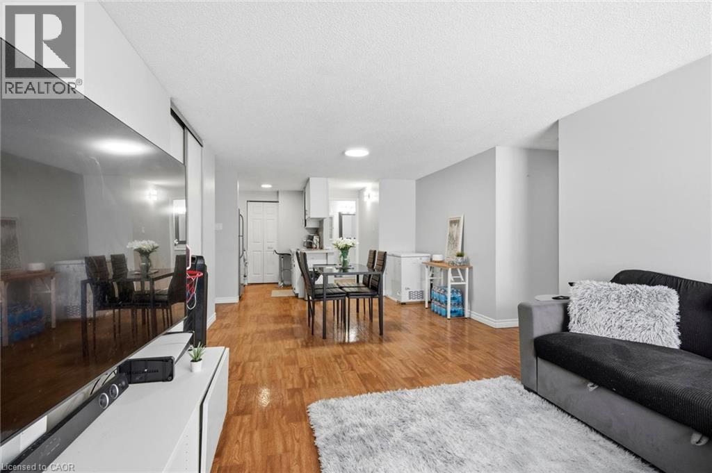 30 BRIDGE Street W Unit# 205, Kitchener, Ontario, N2K1K4 — Photo 13