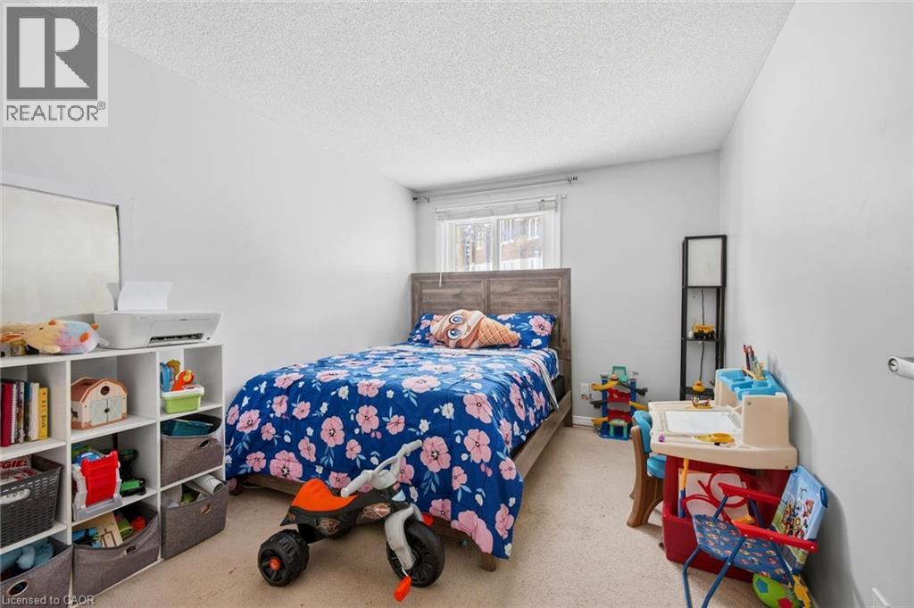 30 BRIDGE Street W Unit# 205, Kitchener, Ontario, N2K1K4 — Photo 15