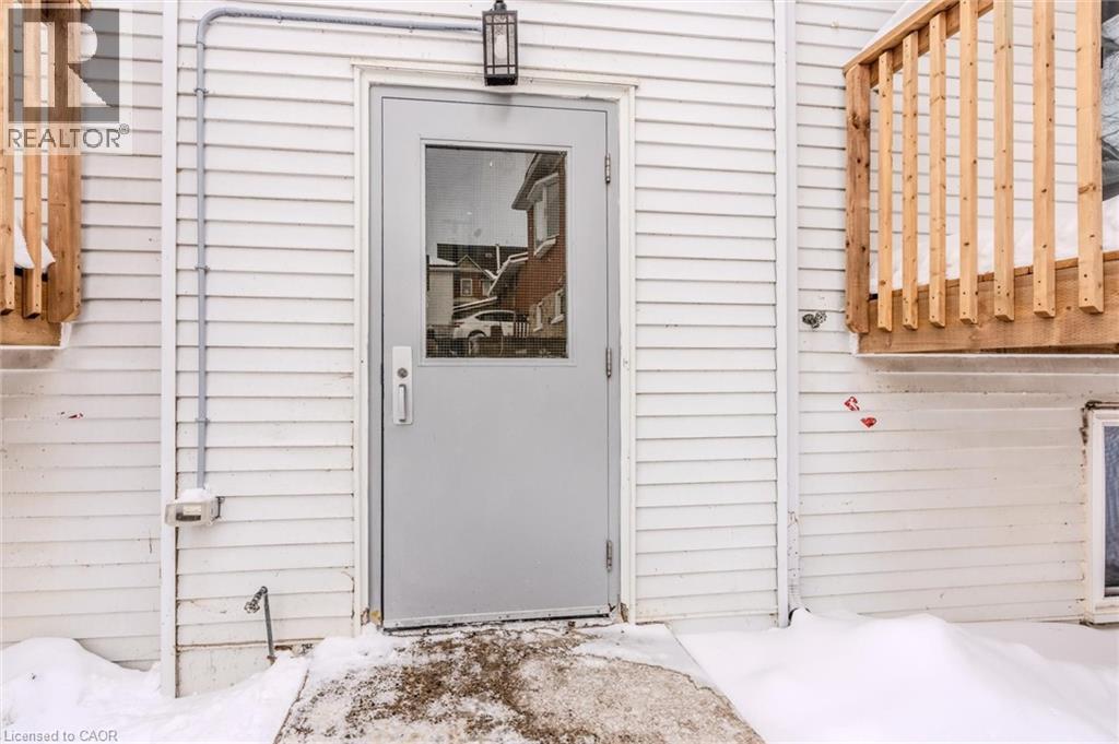 30 BRIDGE Street W Unit# 205, Kitchener, Ontario, N2K1K4 — Photo 18