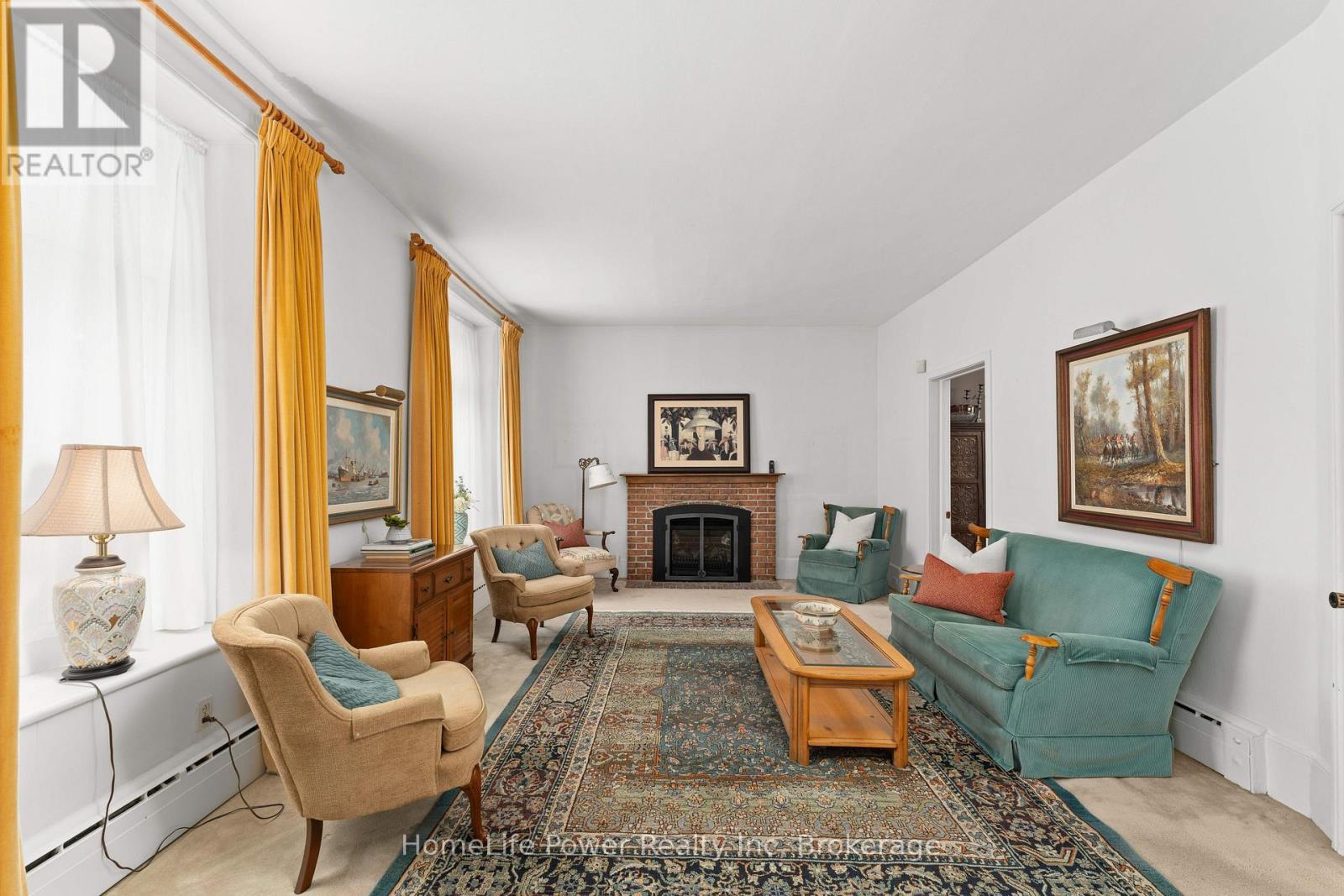 2 ALWINGTON AVENUE - 14