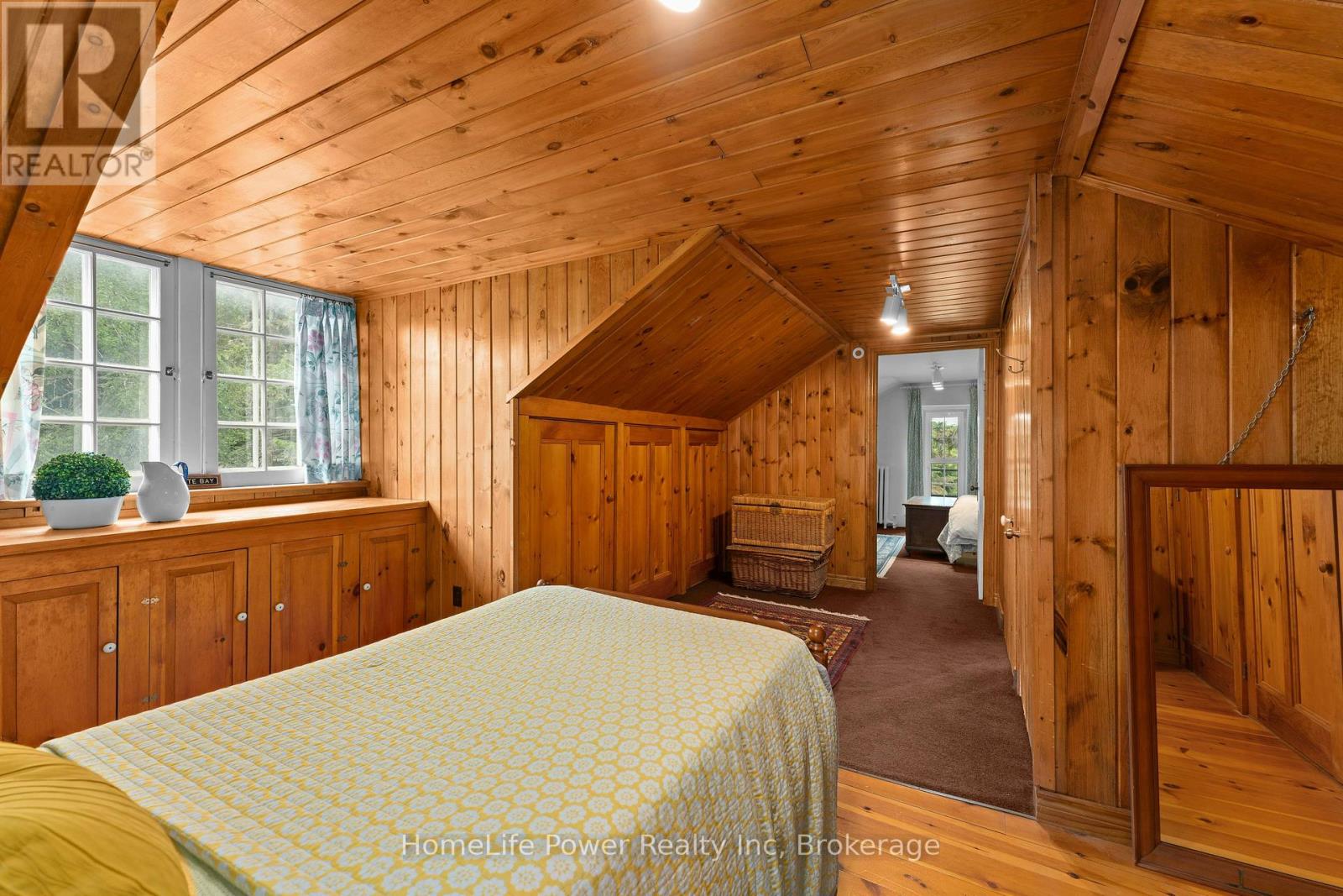 2 ALWINGTON AVENUE - 39
