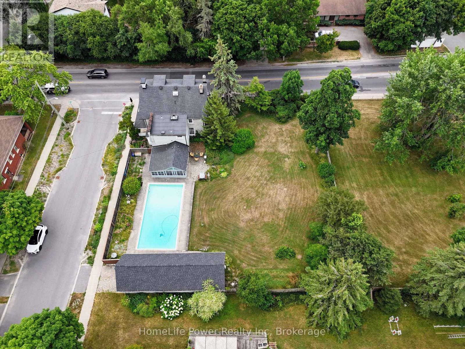 2 ALWINGTON AVENUE - 47