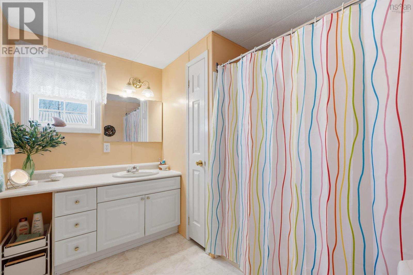 Property 22 of 32 of 8 Shasta Lane