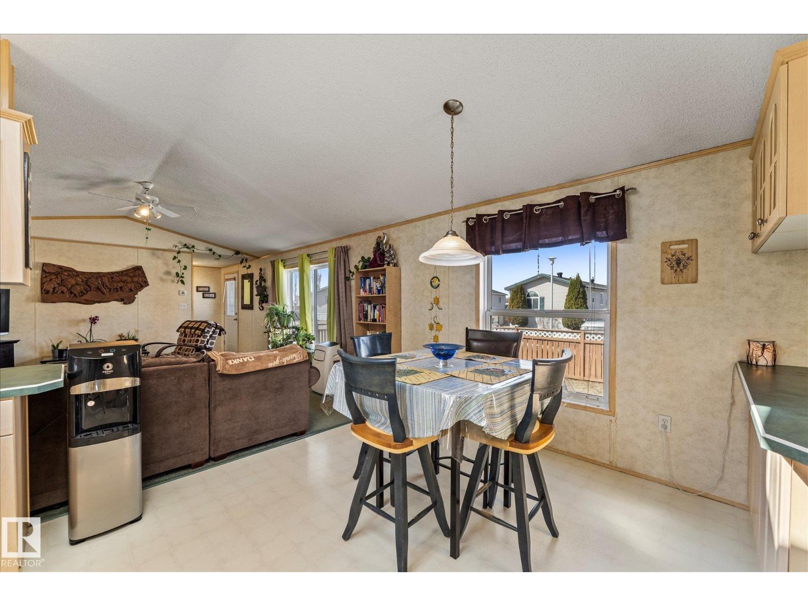 3212 Lakewood CL NW, Edmonton