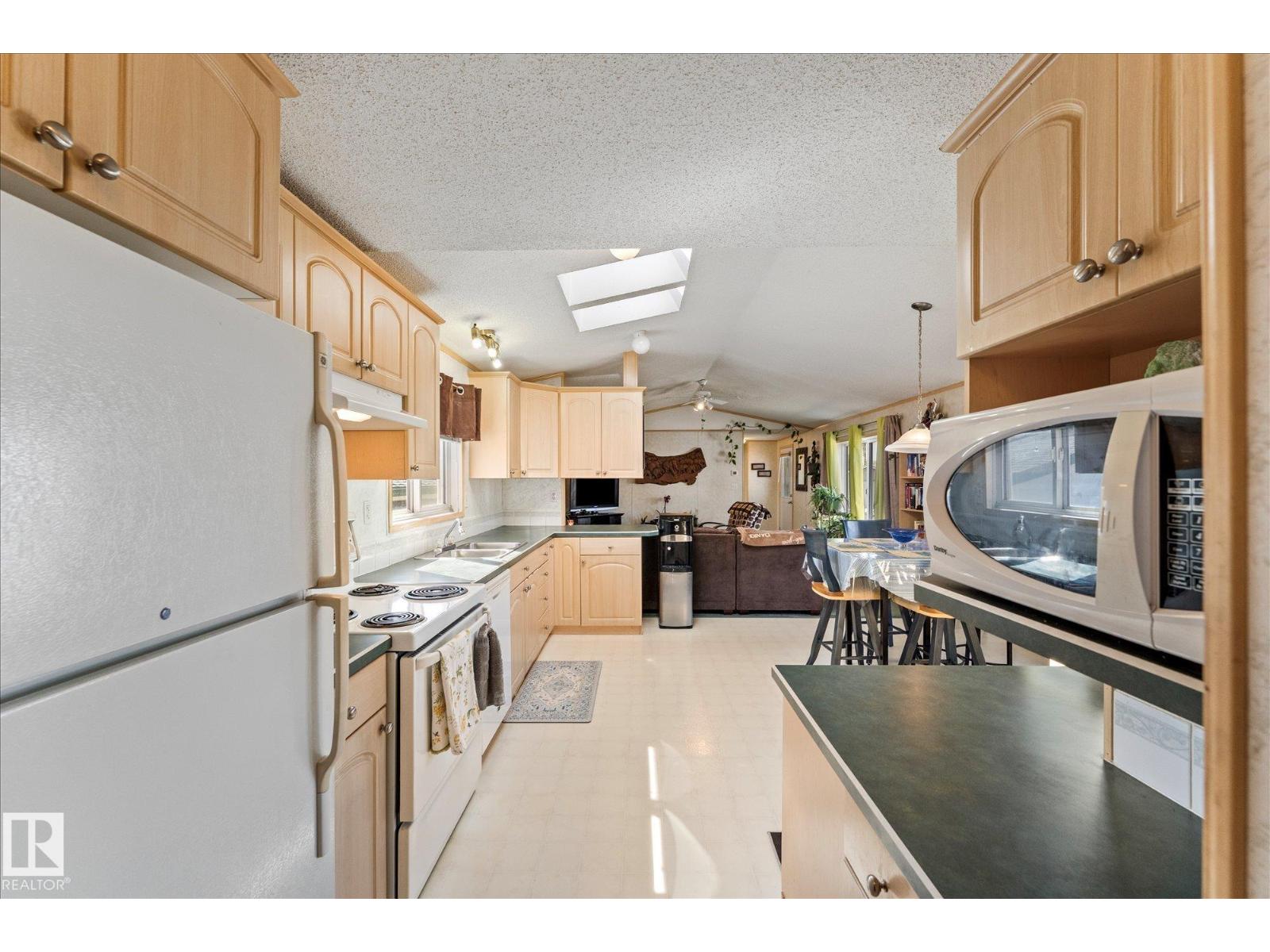 3212 Lakewood CL NW, Edmonton