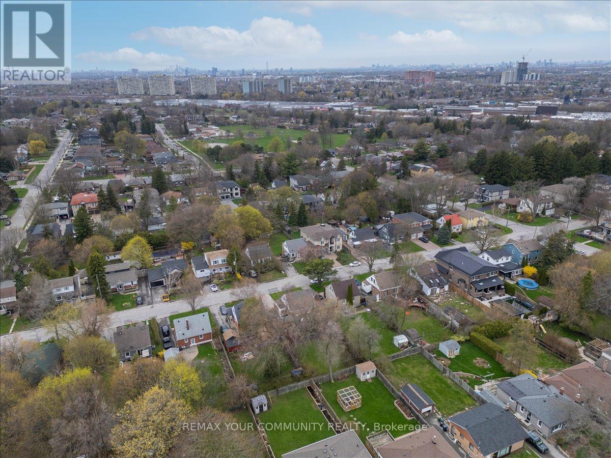 31 ALLISTER AVENUE - 11