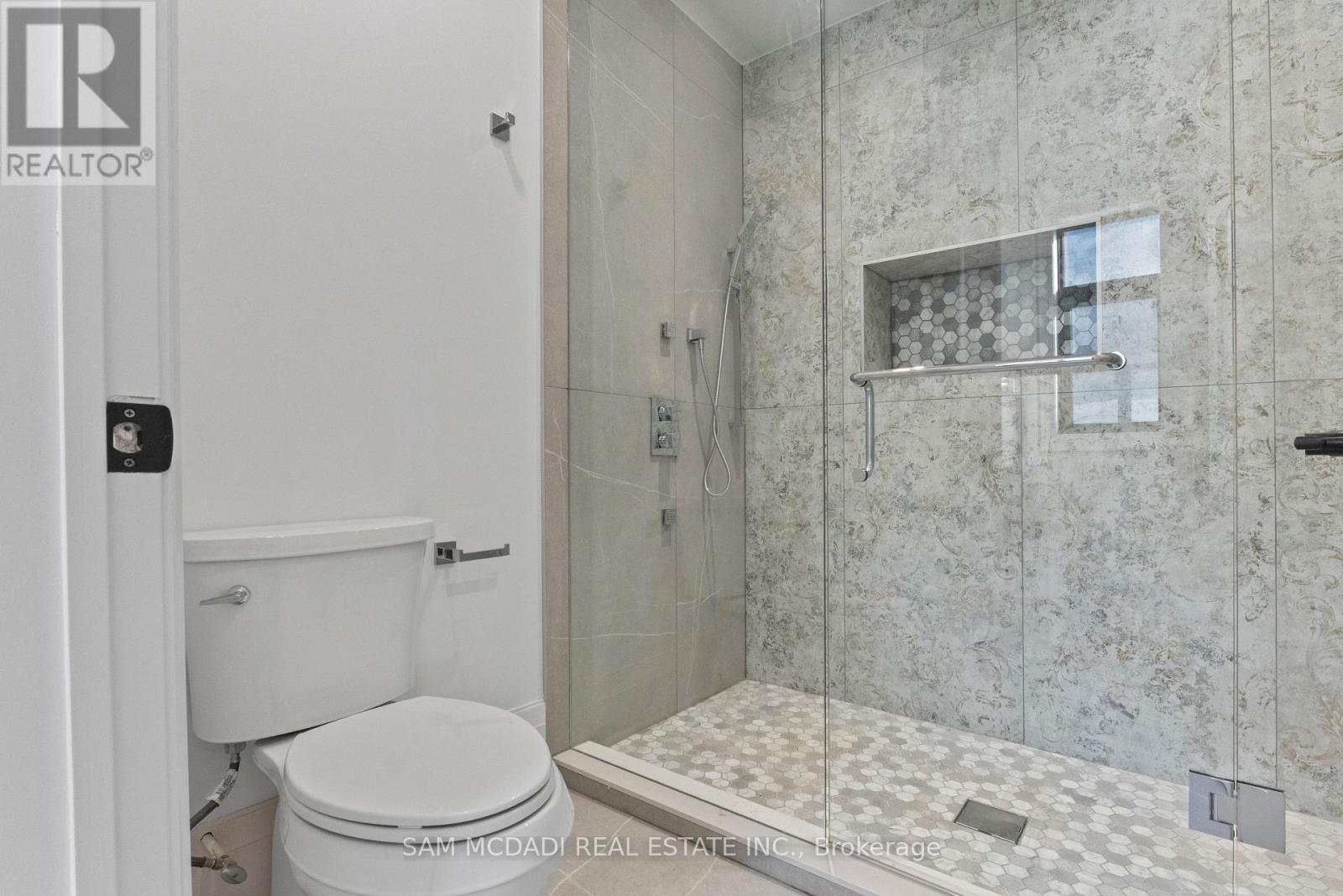 1610 KENMUIR AVENUE - 25