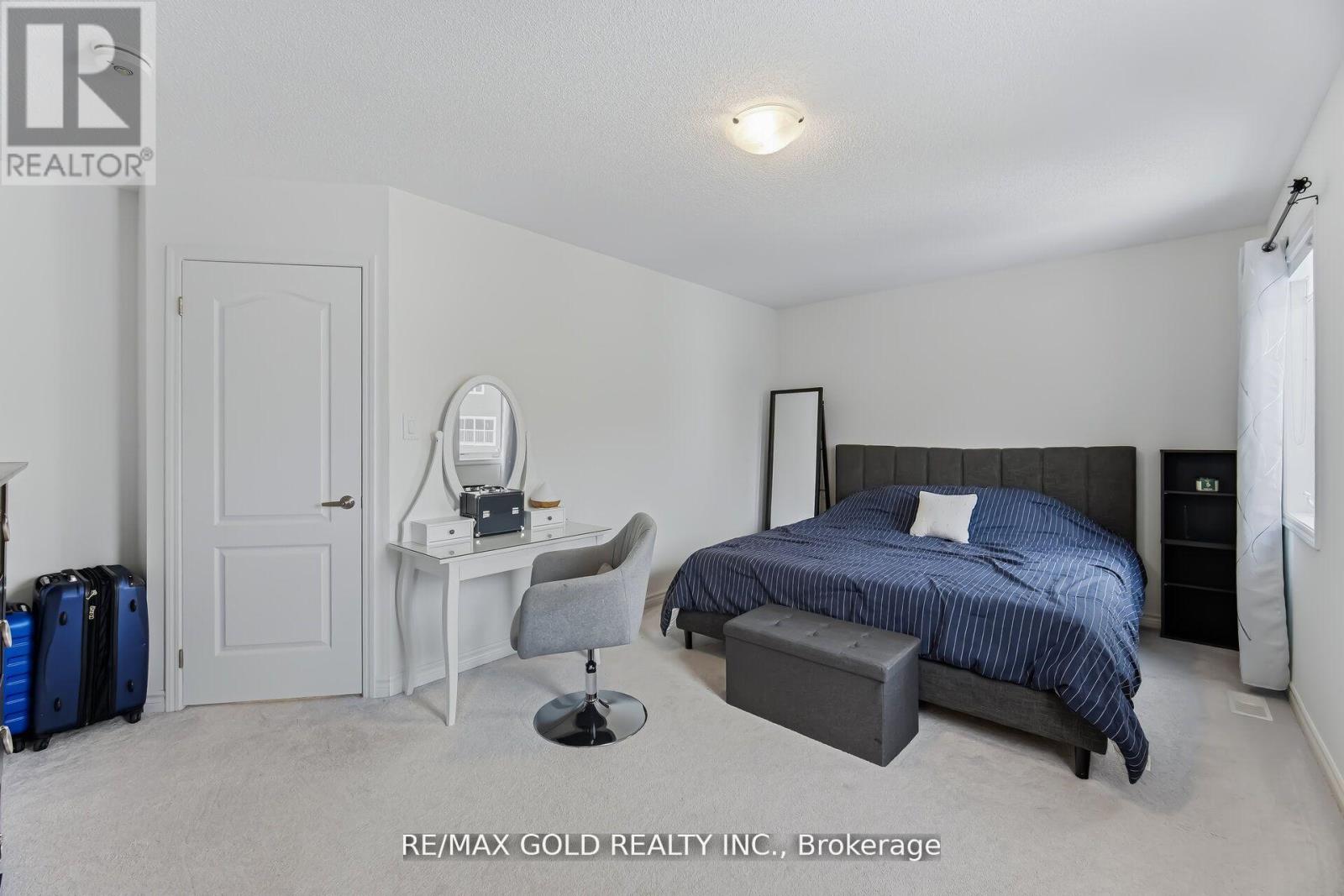 30 HILLS THISTLE DRIVE - 22