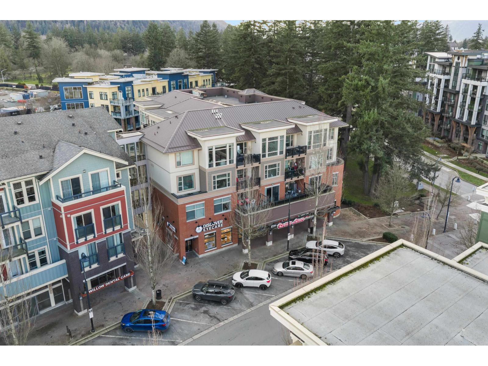 408 45530 MARKET WAY, Garrison Crossing, Chilliwack