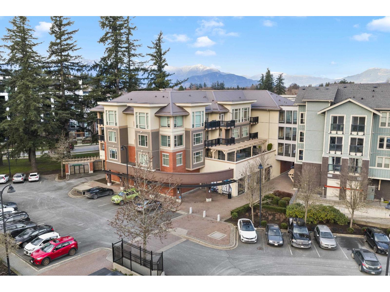 408 45530 MARKET WAY, Garrison Crossing, Chilliwack