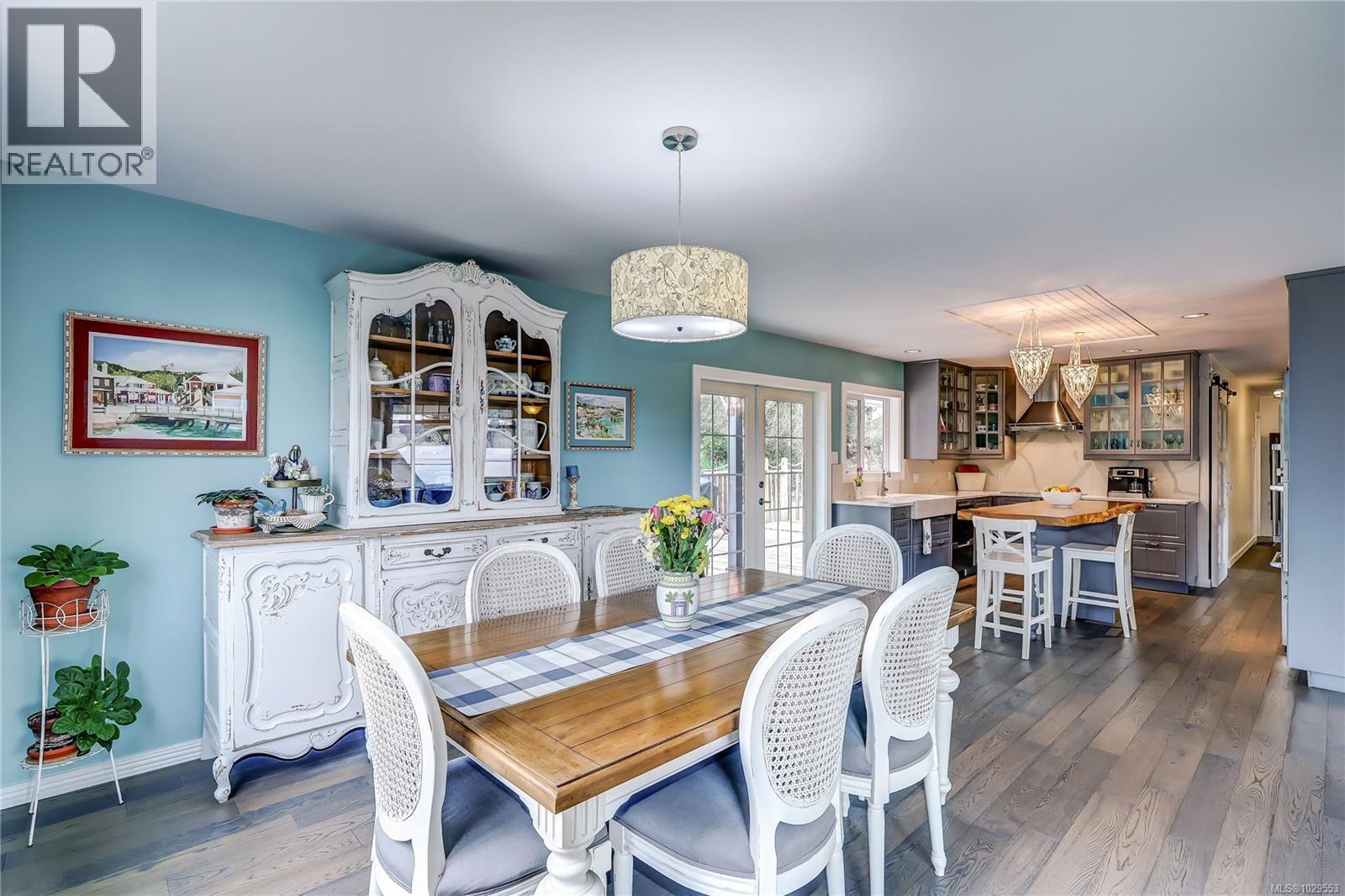 1569 Murdoch Rd - 25