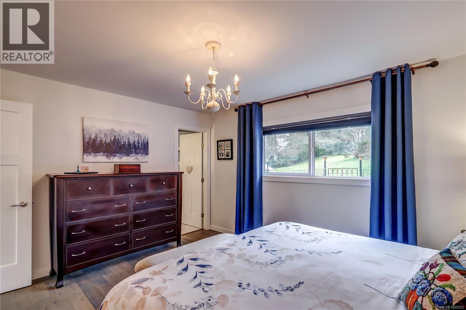 1569 Murdoch Rd - 31
