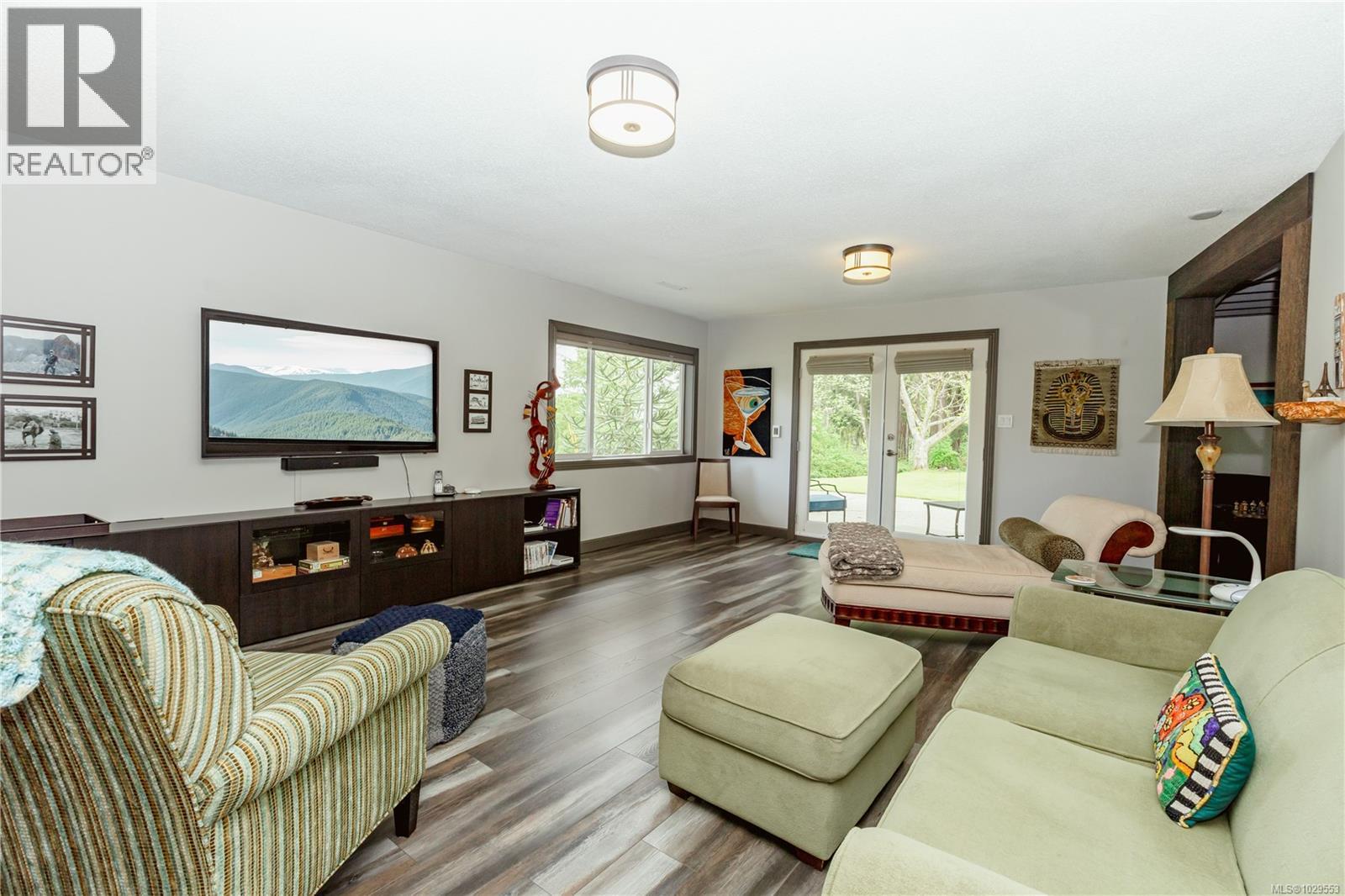 1569 Murdoch Rd - 40