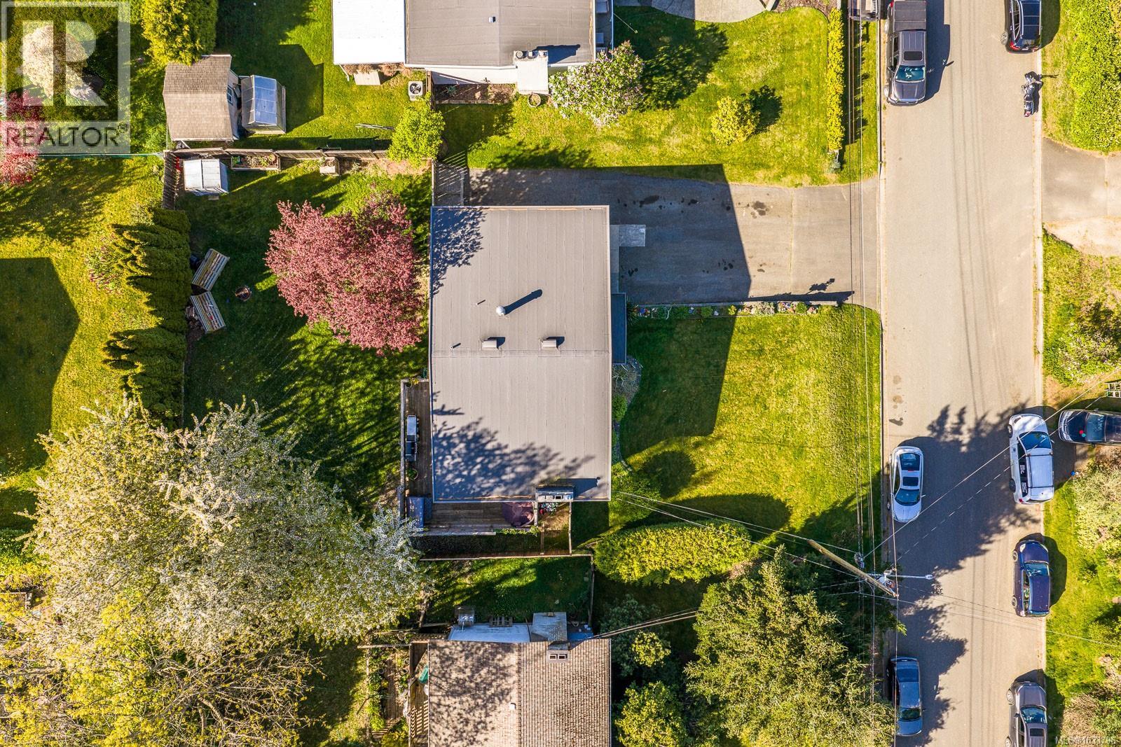 1068 Ruby Rd - 28