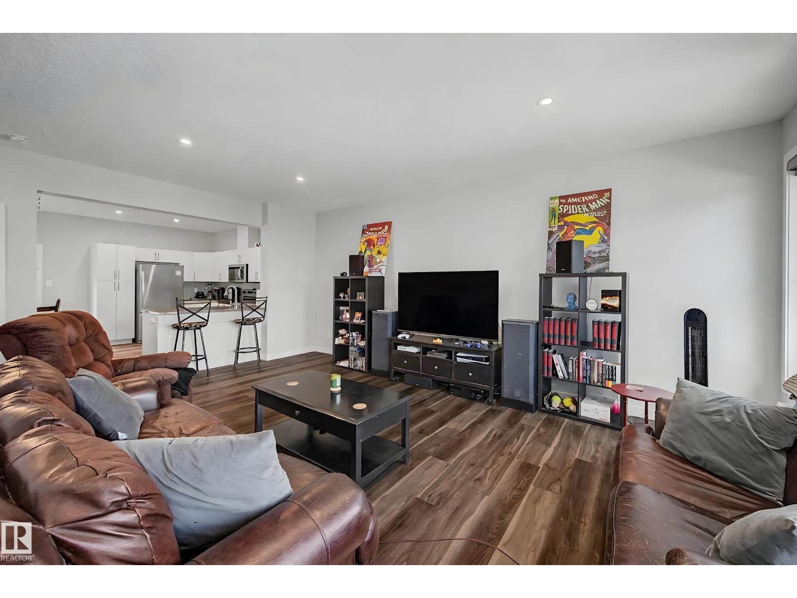 #19 1051 GRAYDON HILL BV SW, Edmonton