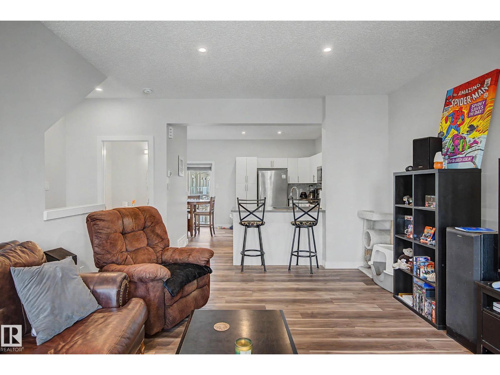 #19 1051 GRAYDON HILL BV SW, Edmonton