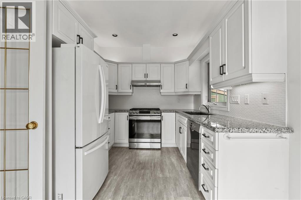 12 PINOT Trail, Niagara-on-the-Lake, Ontario, L0S1J0 — Photo 13