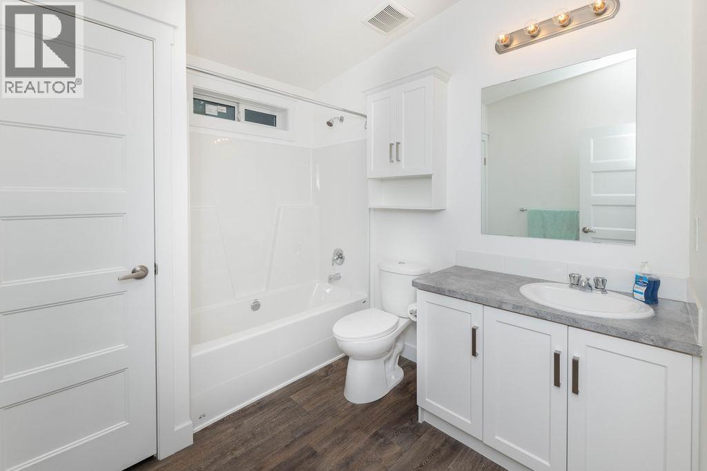 11 1416 NORTH ROAD, Gibsons