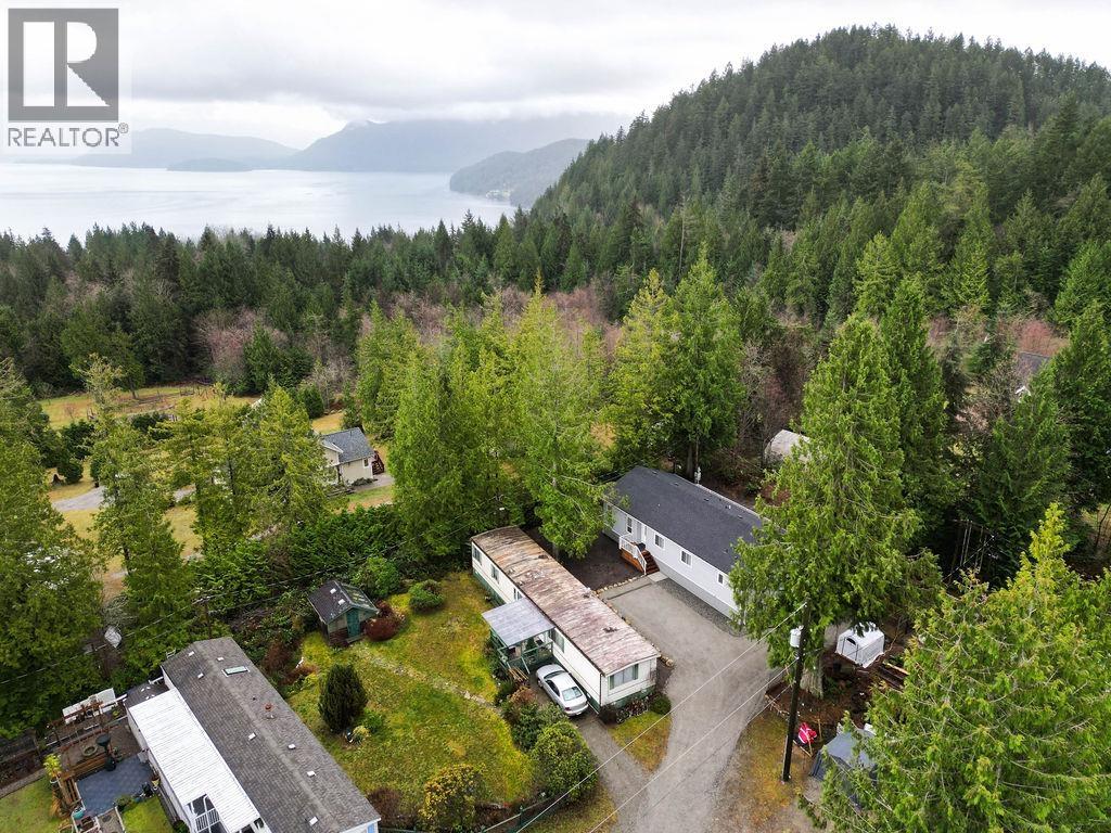 11 1416 NORTH ROAD, Gibsons