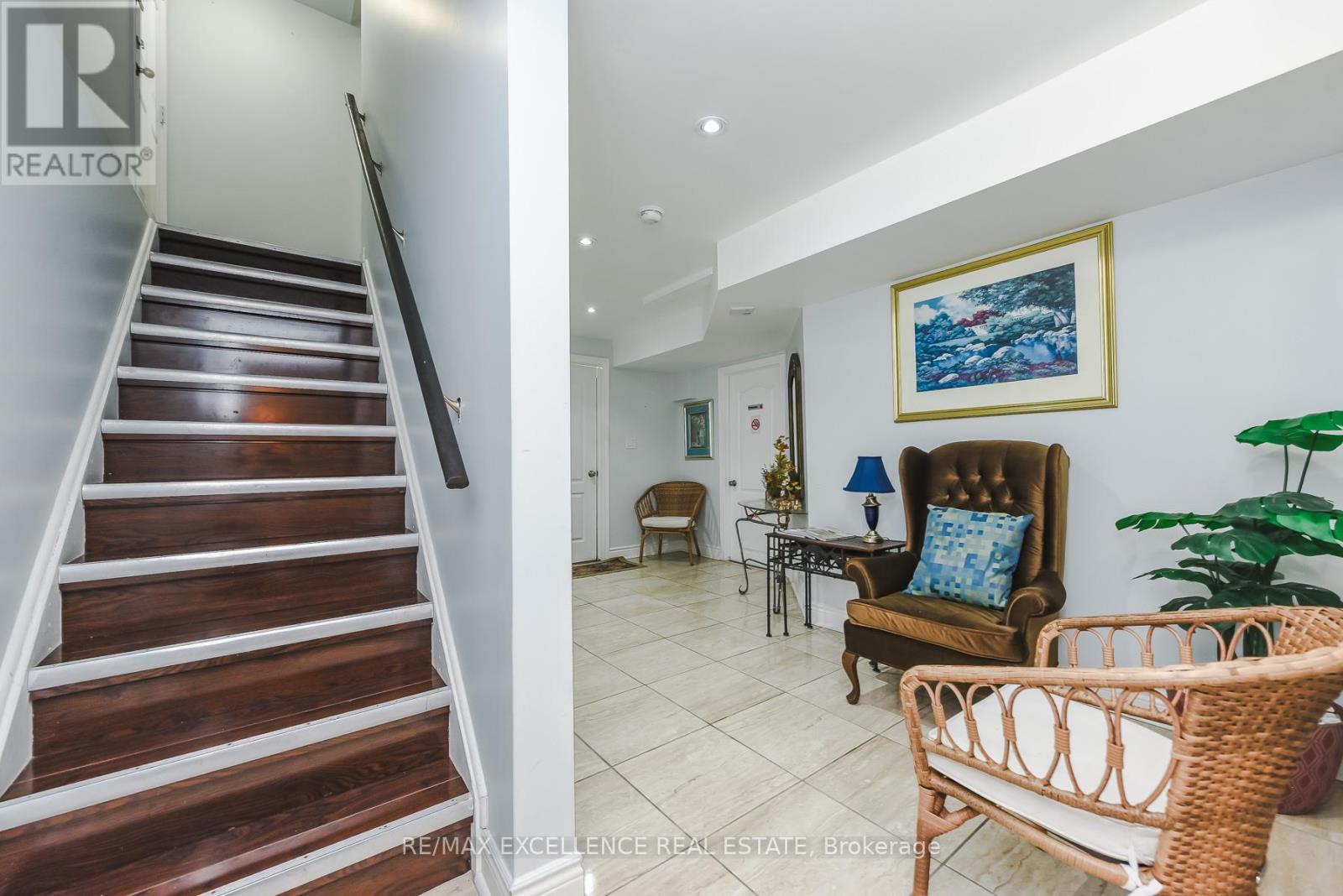40 VICTORIAVILLE ROAD - 32