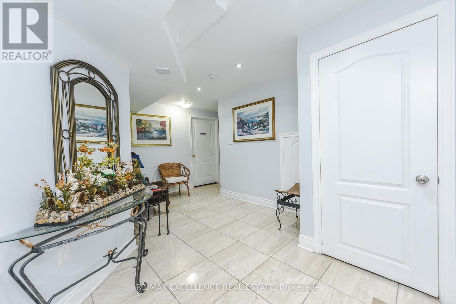 40 VICTORIAVILLE ROAD - 33