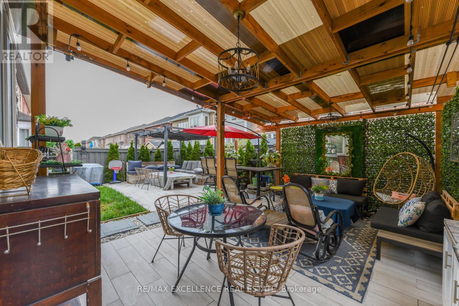 40 VICTORIAVILLE ROAD - 44