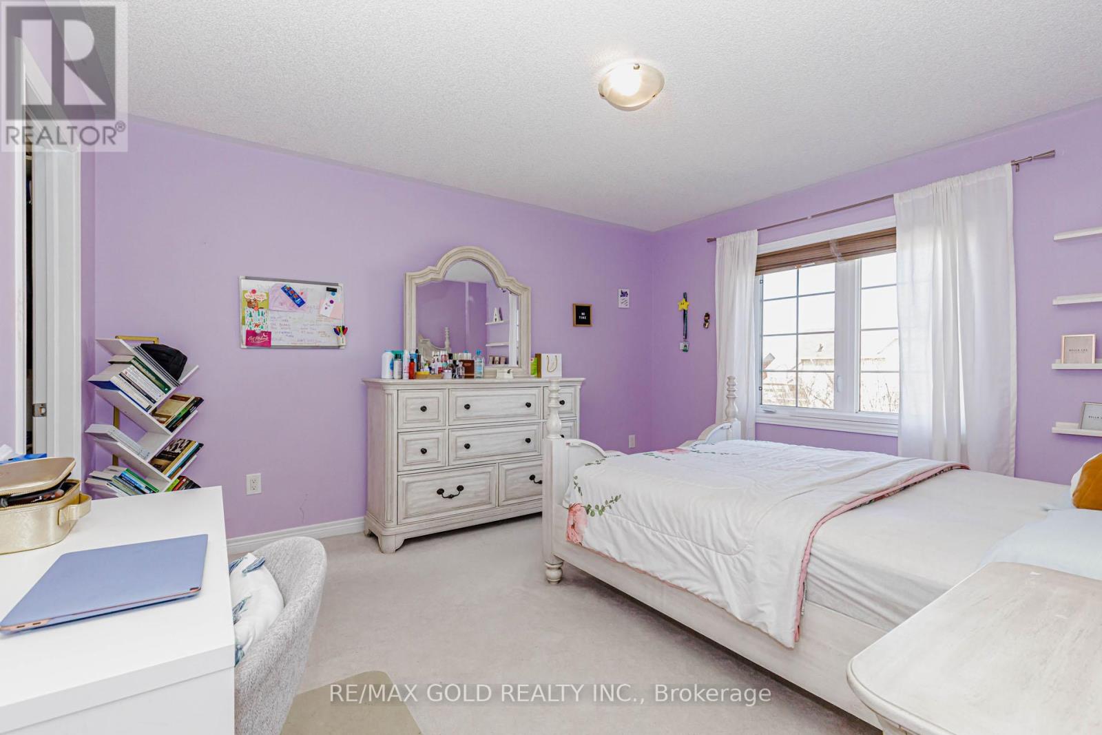 26 PINE ISLAND WAY - 27