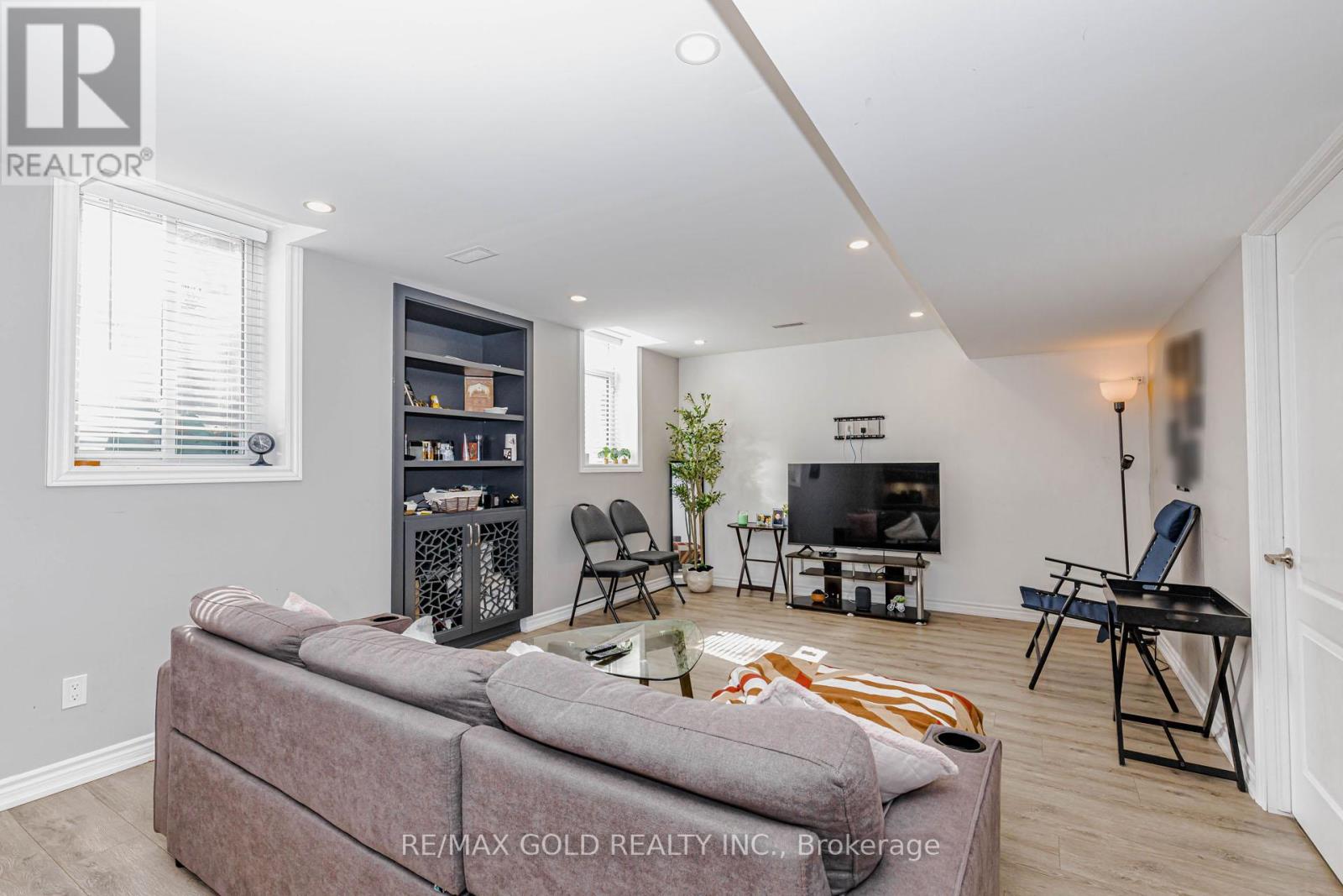 26 PINE ISLAND WAY - 39