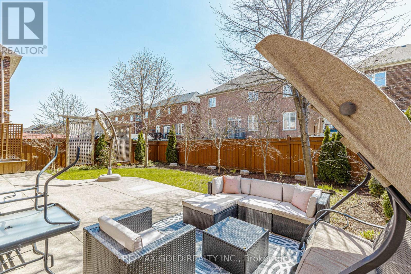 26 PINE ISLAND WAY - 44