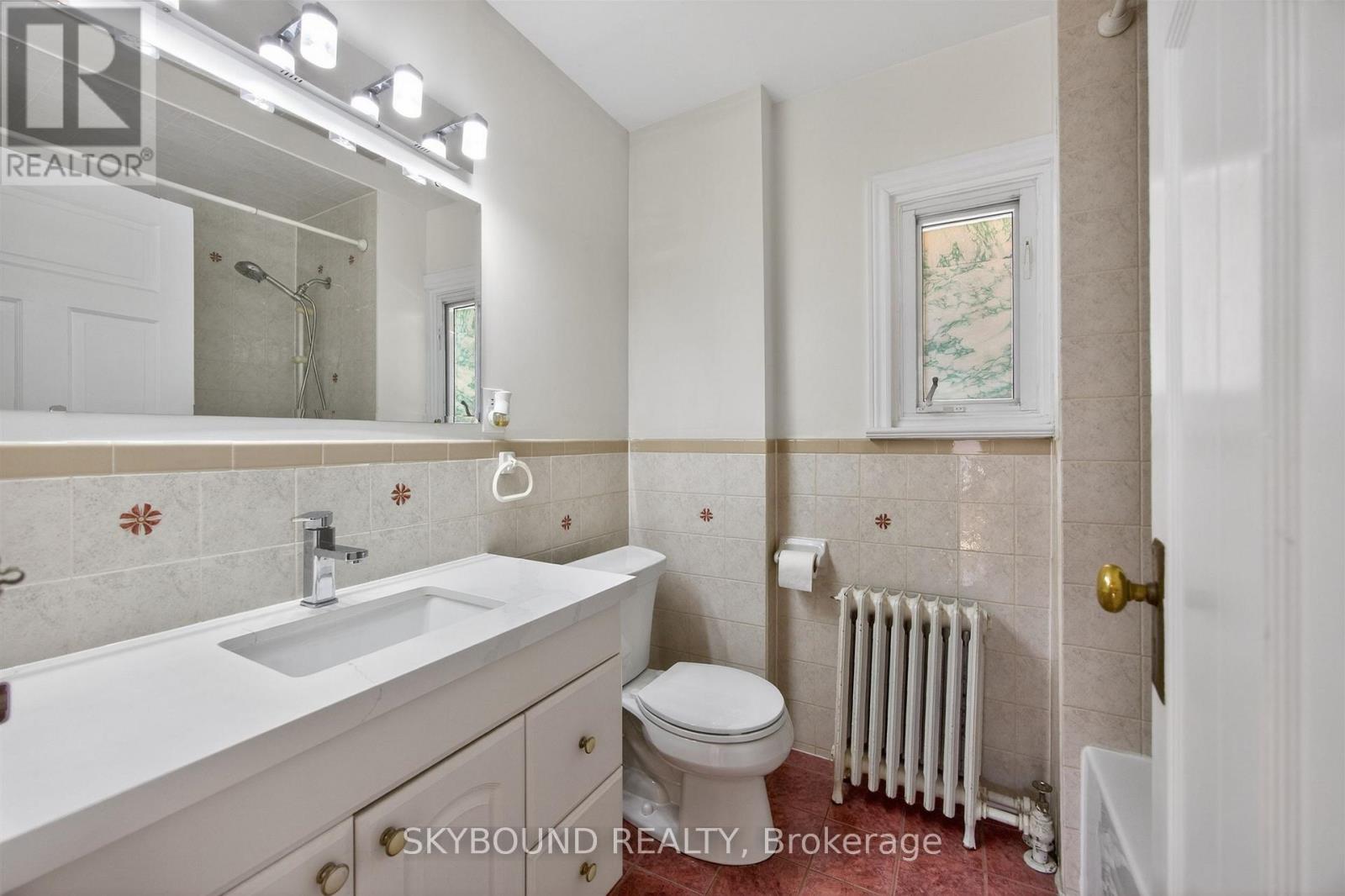 426 ARMADALE AVENUE - 38