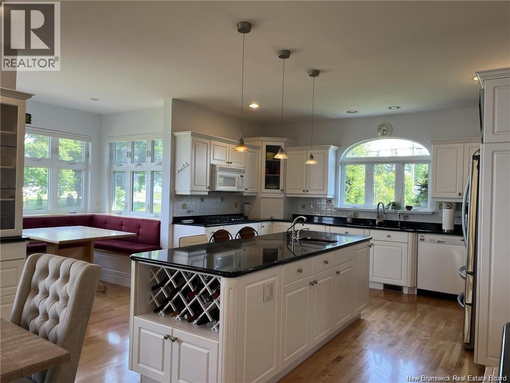 4361 Water Street - 13