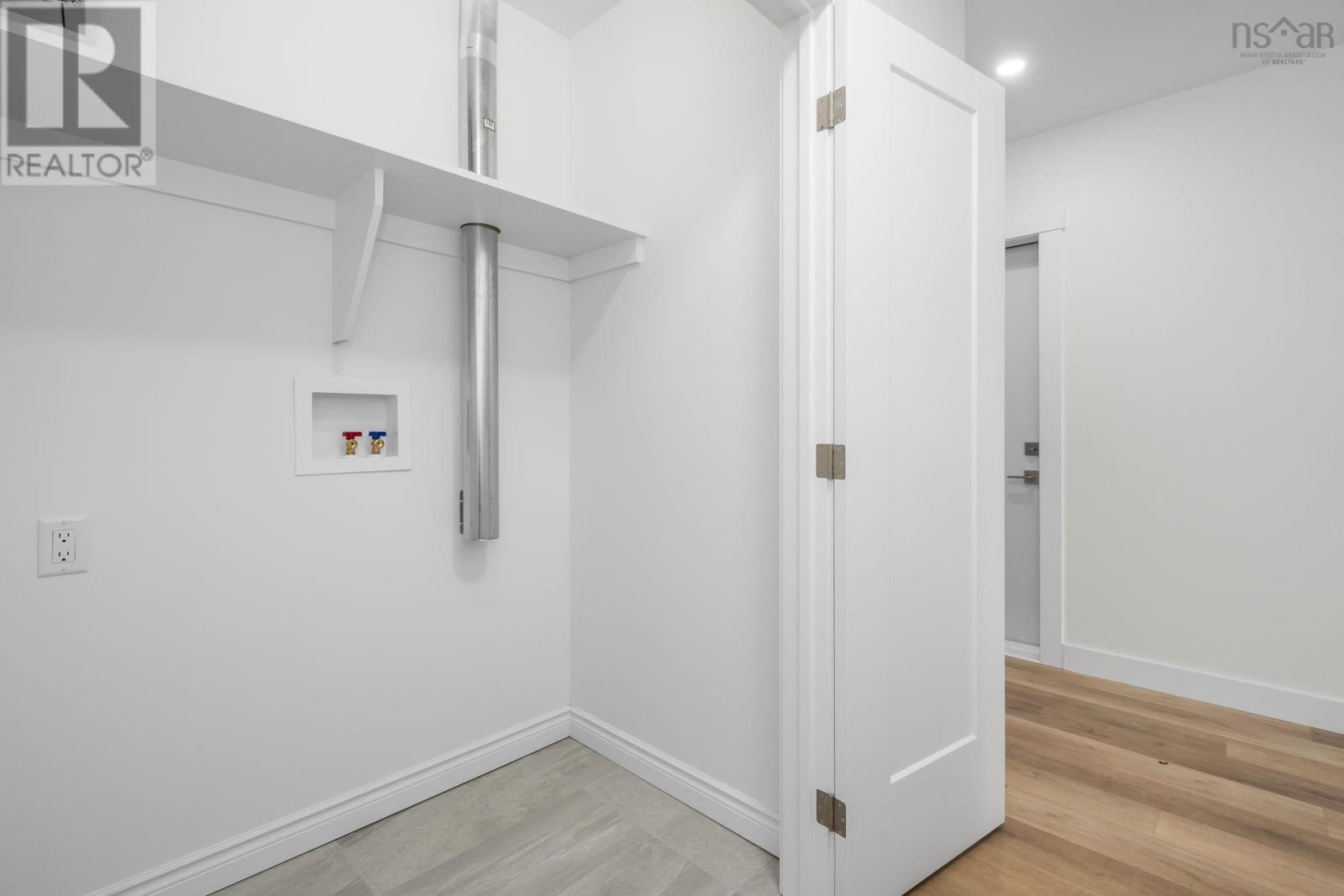 Property 9 of 39 of 212 Sailors Trail