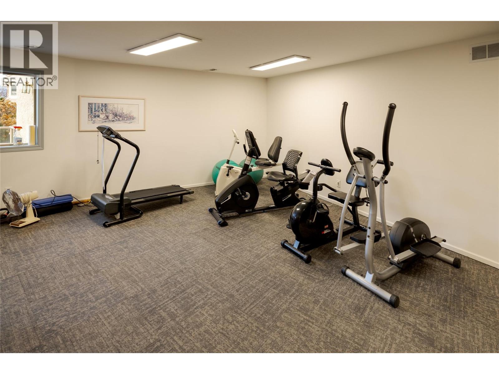 215 3335 Richter Street, Kelowna