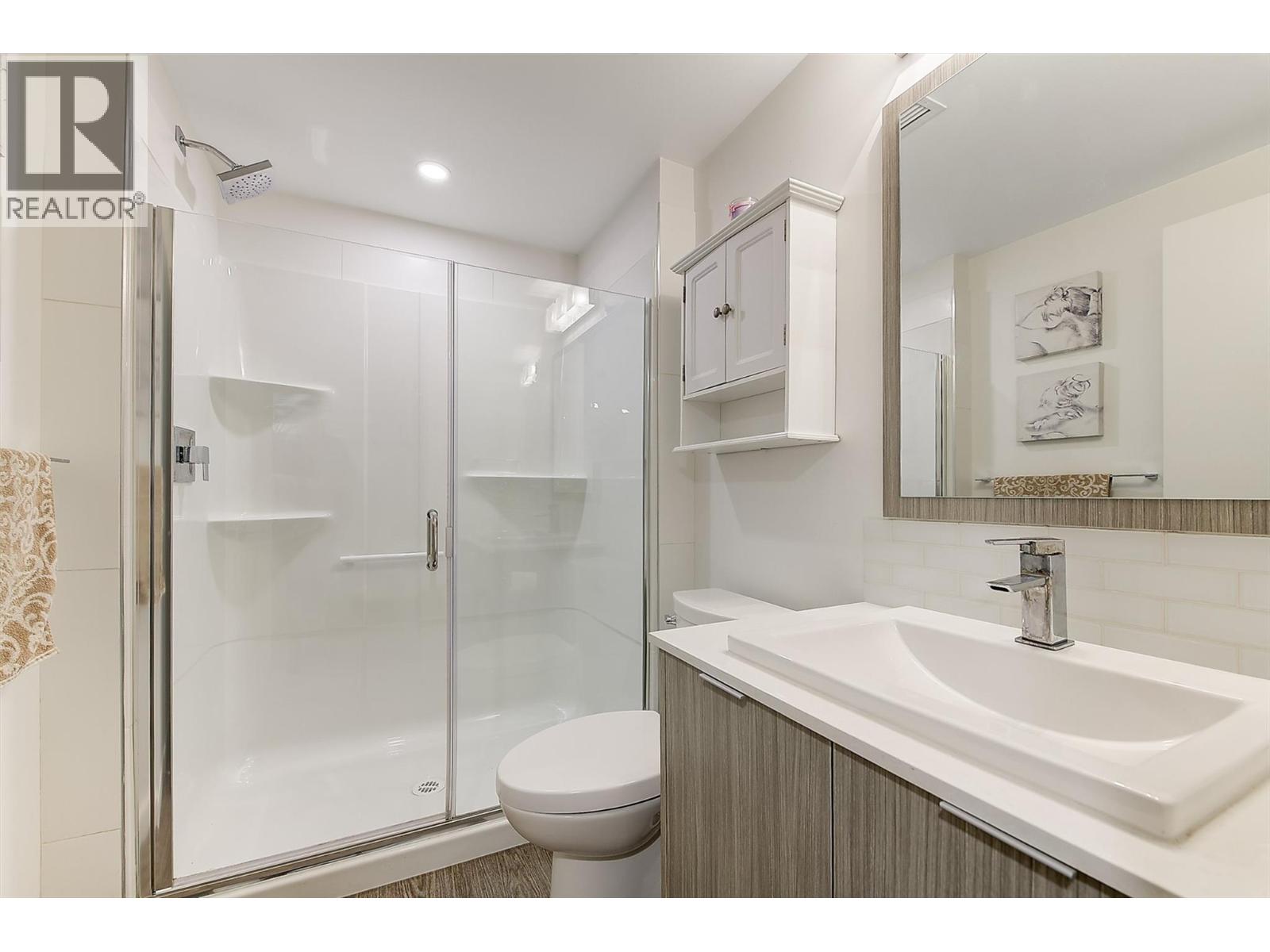 320 1770 Richter Street, Kelowna