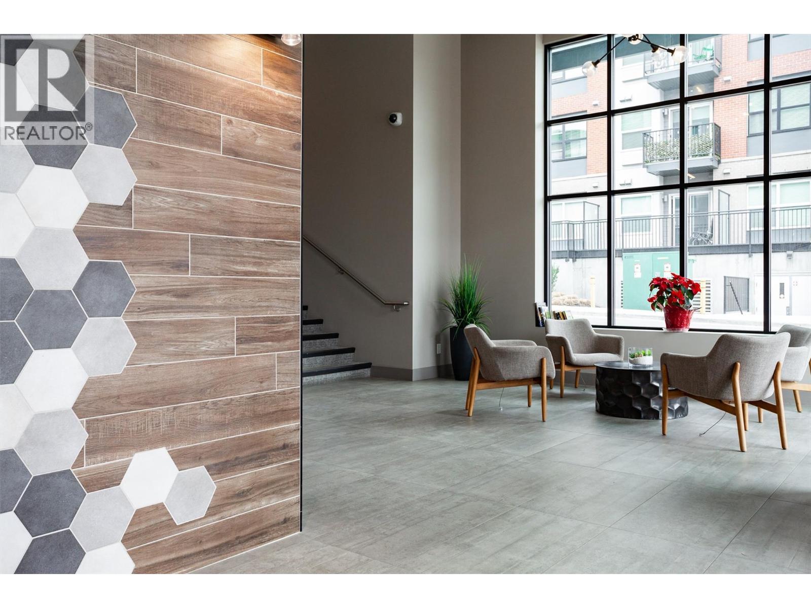 320 1770 Richter Street, Kelowna