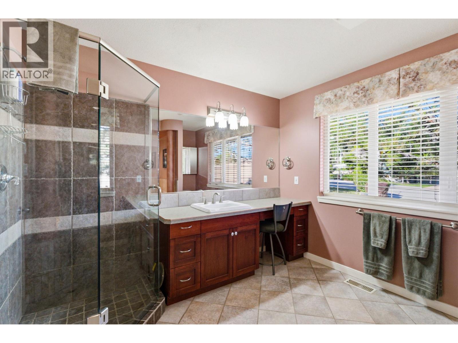  2229 Capistrano Drive, Kelowna