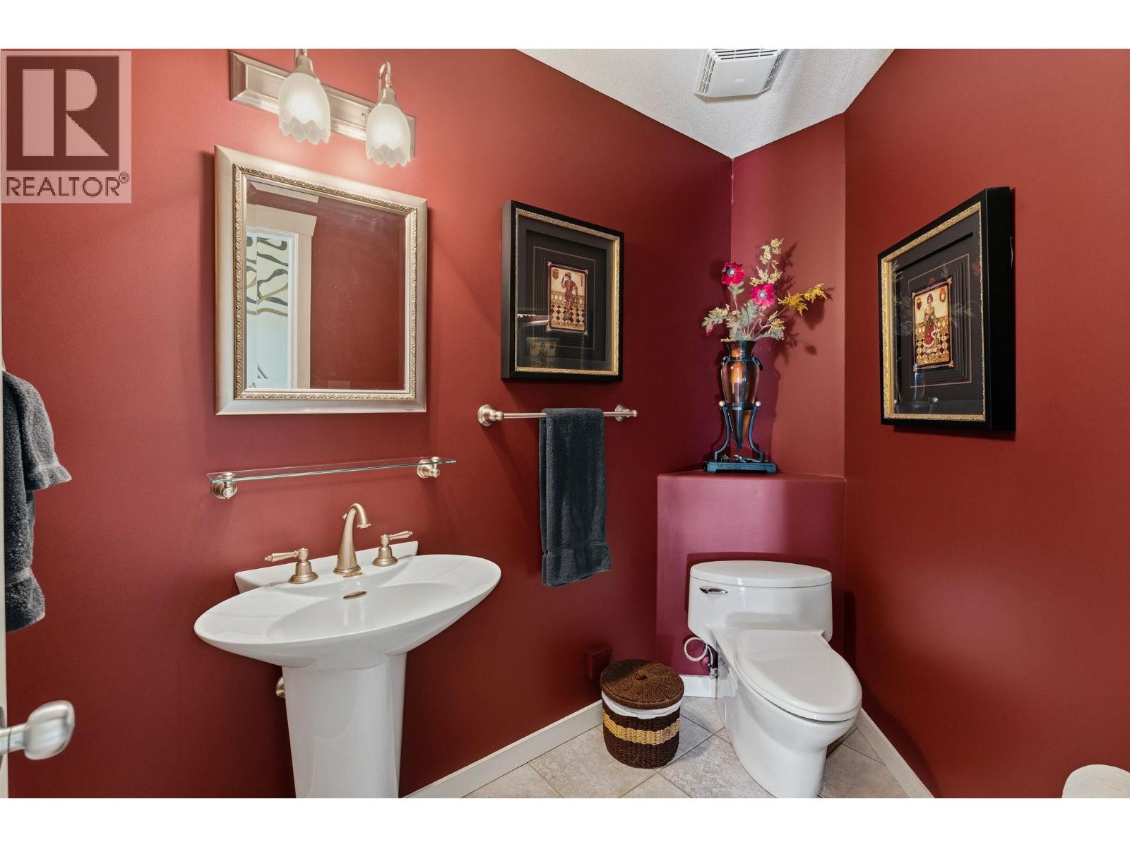  2229 Capistrano Drive, Kelowna