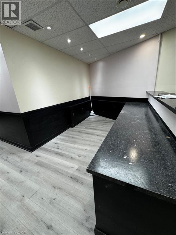 125 GAILMONT Drive Unit# 9, Hamilton, Ontario, L8K4B8 — Photo 3