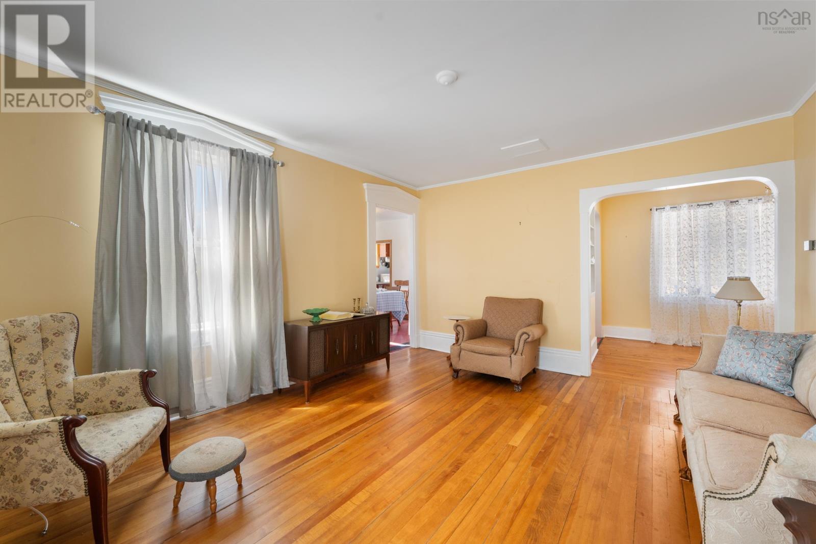 Property 23 of 41 of 46 Highway 335