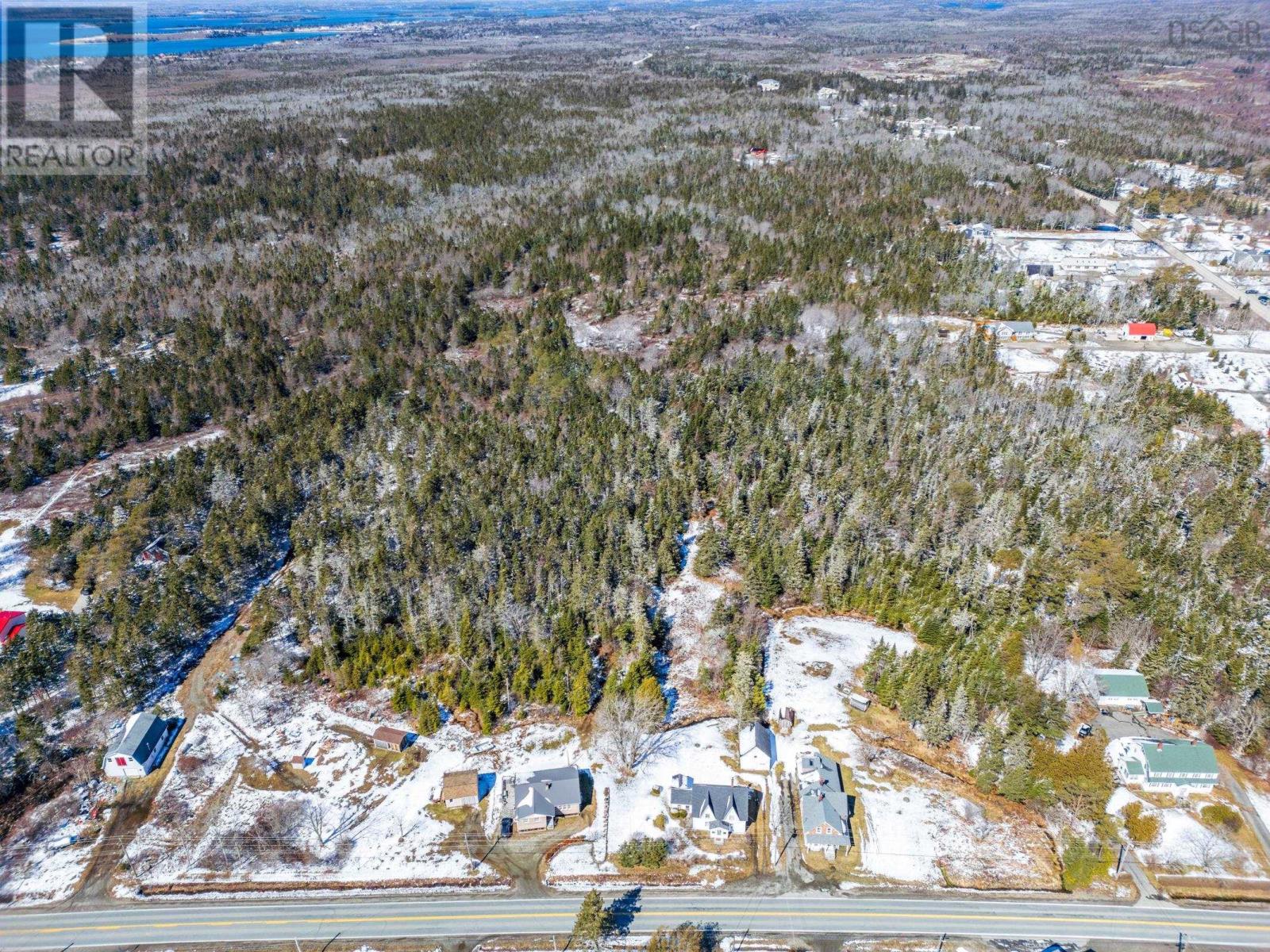 Property 3 of 41 of 46 Highway 335