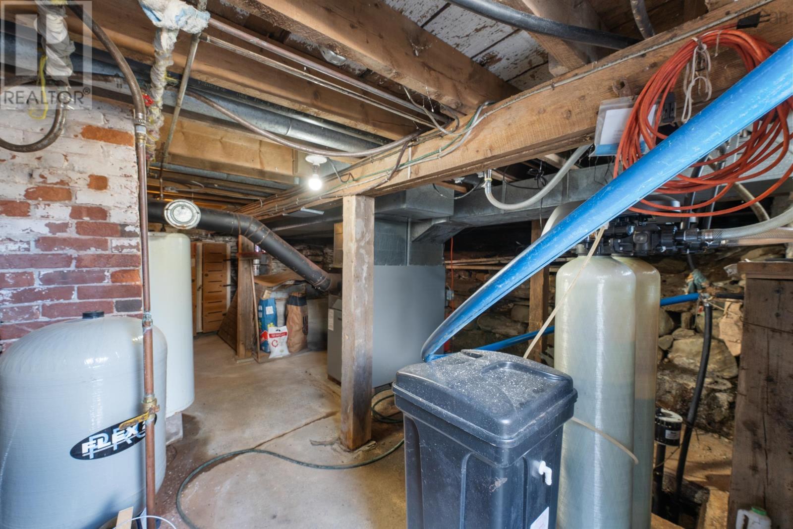 Property 39 of 41 of 46 Highway 335